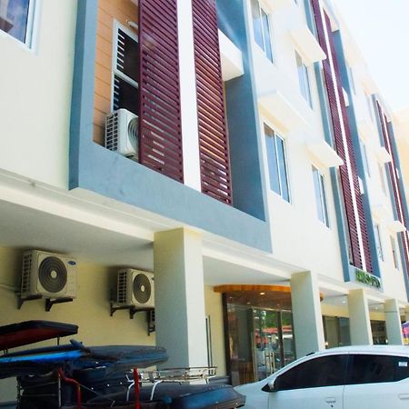 Elti Suites By Bluebookers Angeles Esterno foto