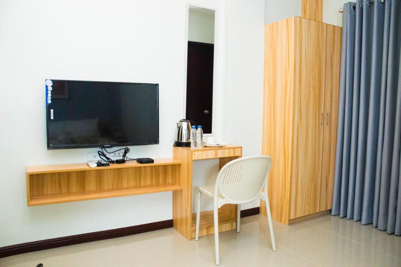 Elti Suites By Bluebookers Angeles Esterno foto