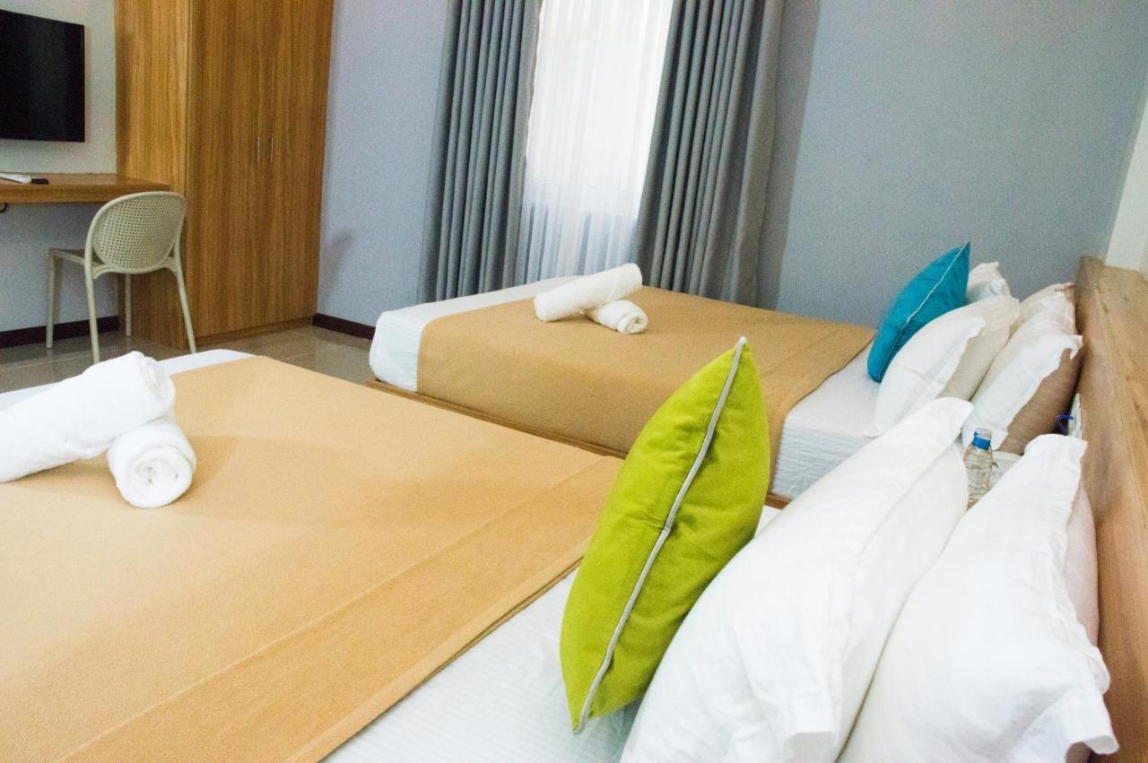 Elti Suites By Bluebookers Angeles Esterno foto