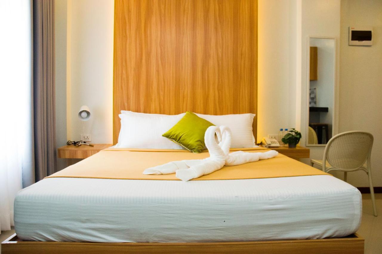 Elti Suites By Bluebookers Angeles Esterno foto