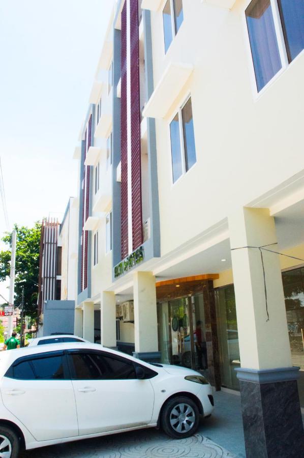 Elti Suites By Bluebookers Angeles Esterno foto